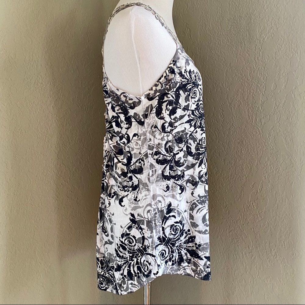 EUC Mind Code Embellished Lace Racerback Tank, M - Picture 3 of 13